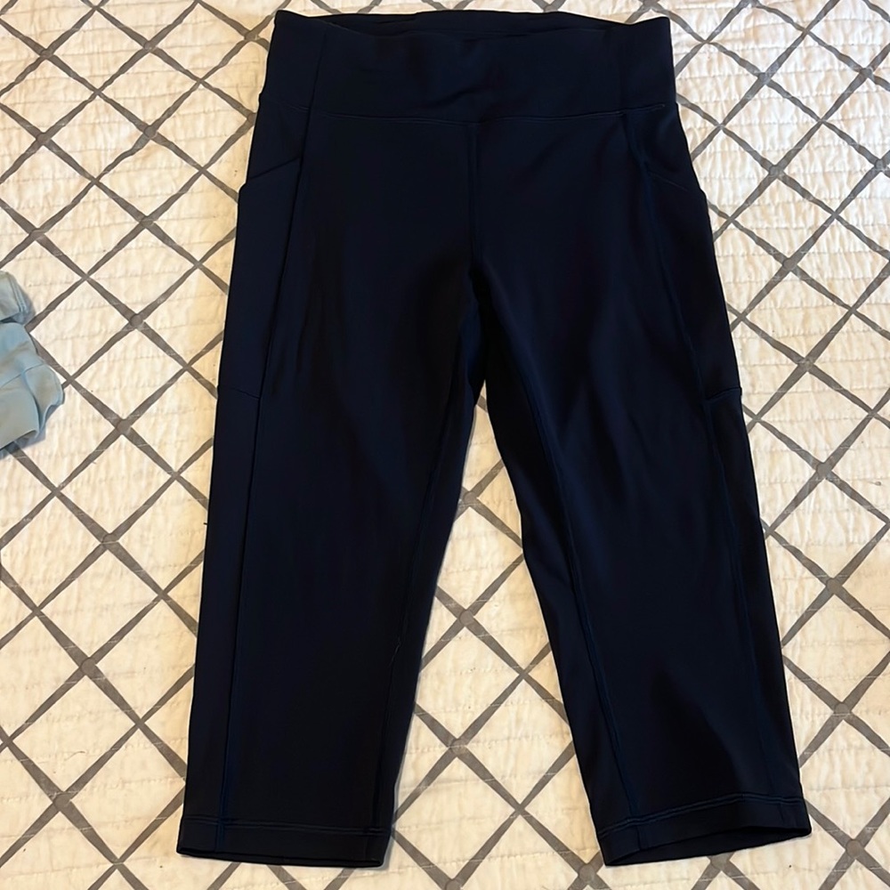 lululemon invigorate high rise crop 17” - navy